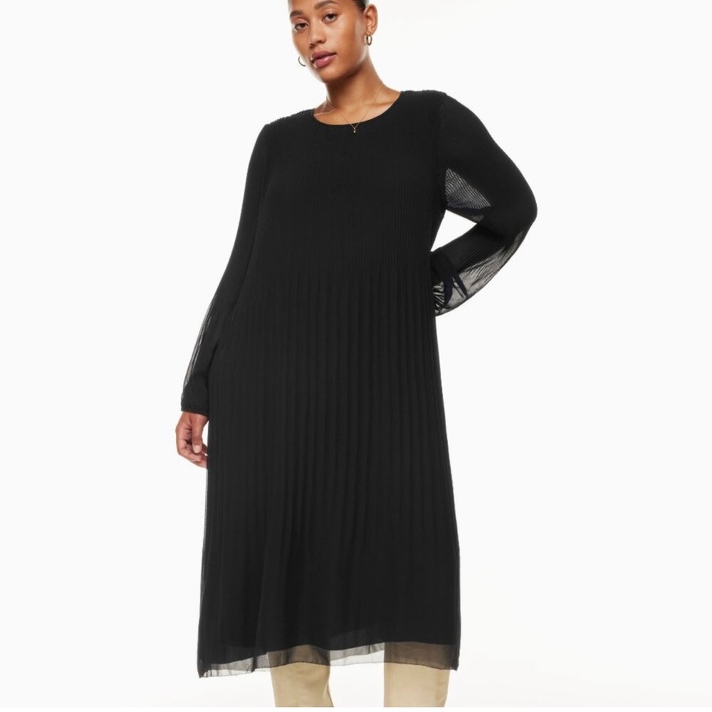 Aritzia black daydreamer dress